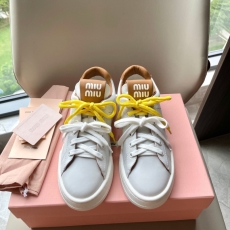 Miu Miu Casual Shoes